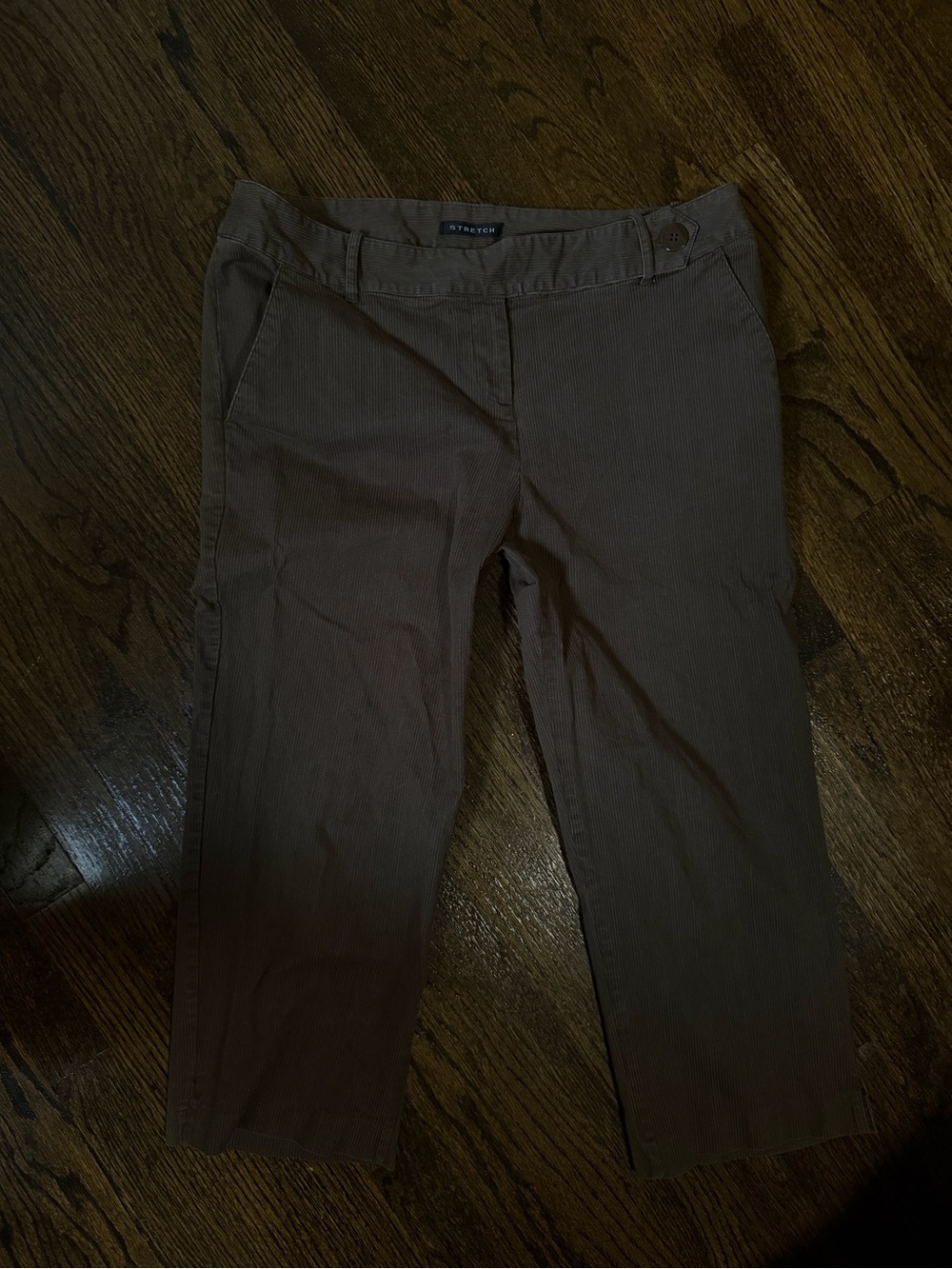 Axcess Brown stripped capris